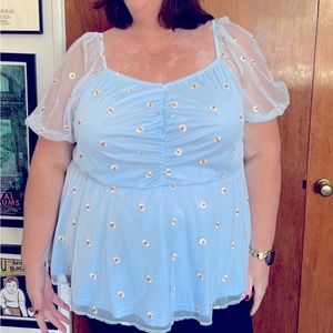 Bloomchic Puff Sleeve Rouched Top. Size 28W, 28, 5x. NWT. Embroidered.